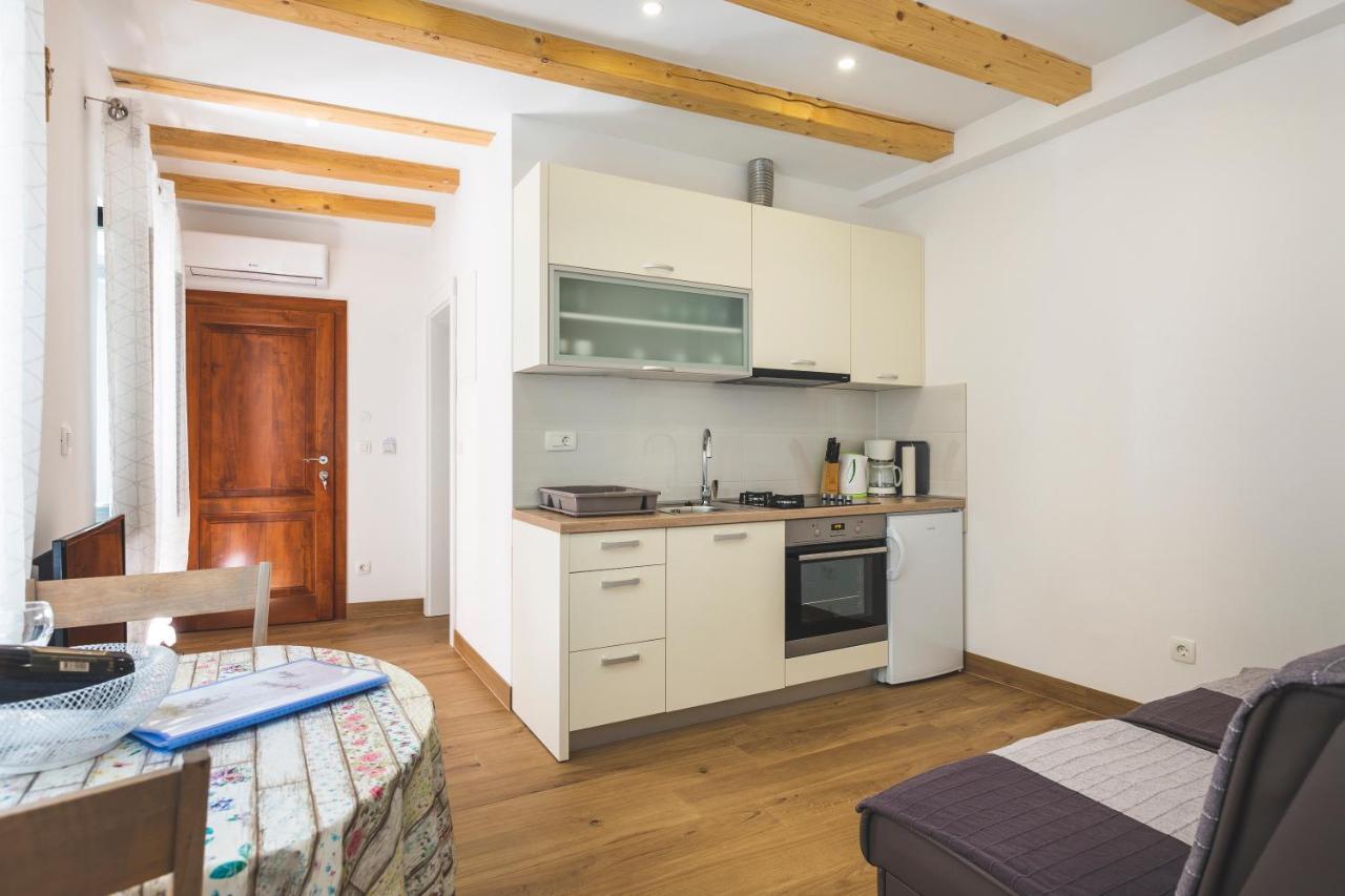 Vinea Apartmani Umag, Ulica G Garibaldia 2 Eksteriør bilde